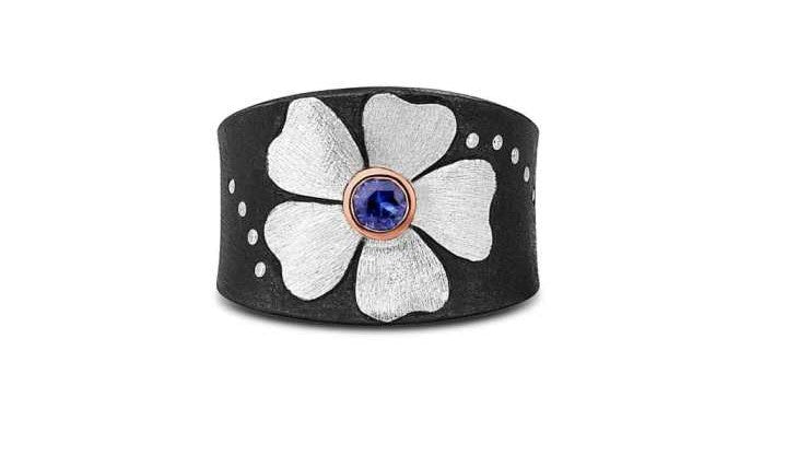 Flower Platinum & Oxidized Silver Band