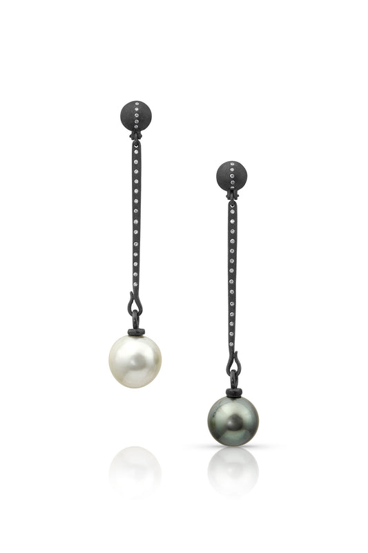 Black and White Pearl Earrings